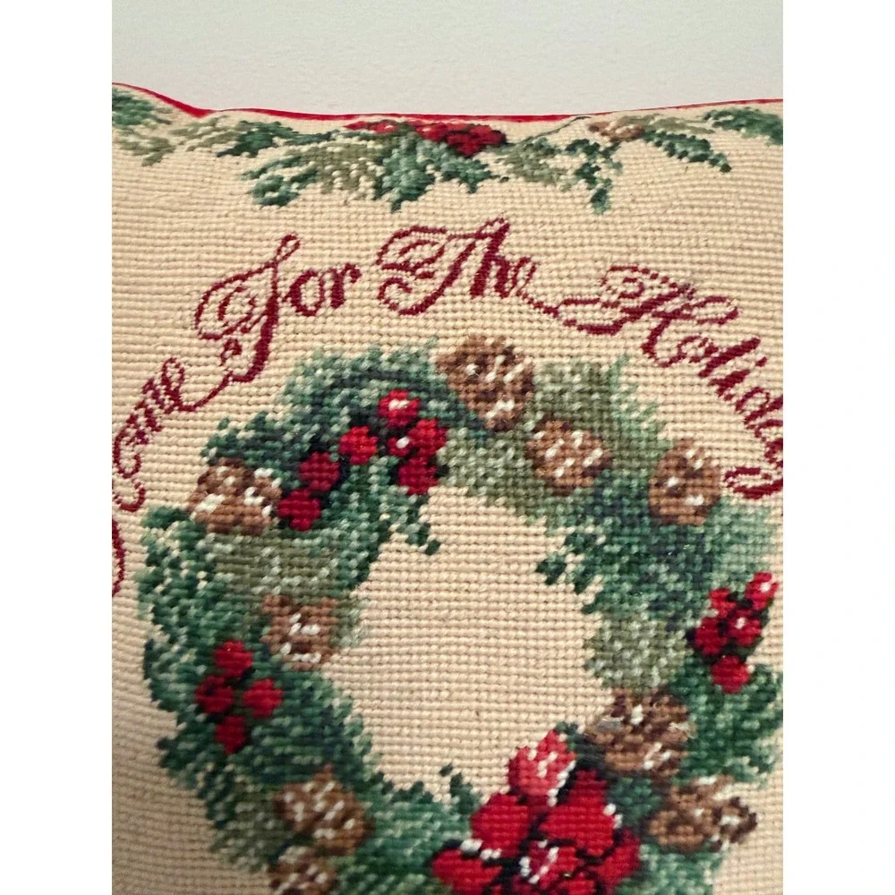 Lillian Vernon Needlepoint Pillow Christmas Holidays 12in Red Cream Wreath